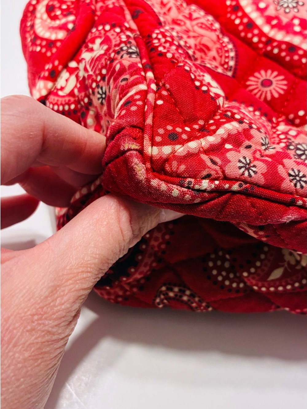 Y2K Vera Bradley Mesa Red Paisley Crossbody Bag USA MADE Vintage 4x11.75x8.5 - Picture 13 of 16
